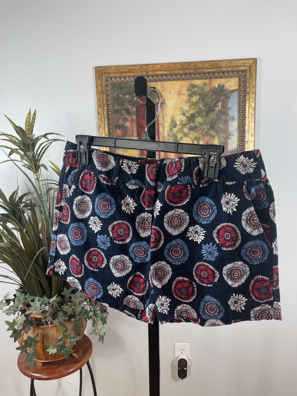 Loft Shorts Women's 4 Navy Flower Print Bohemian‎ Cottagecore Americana Preppy